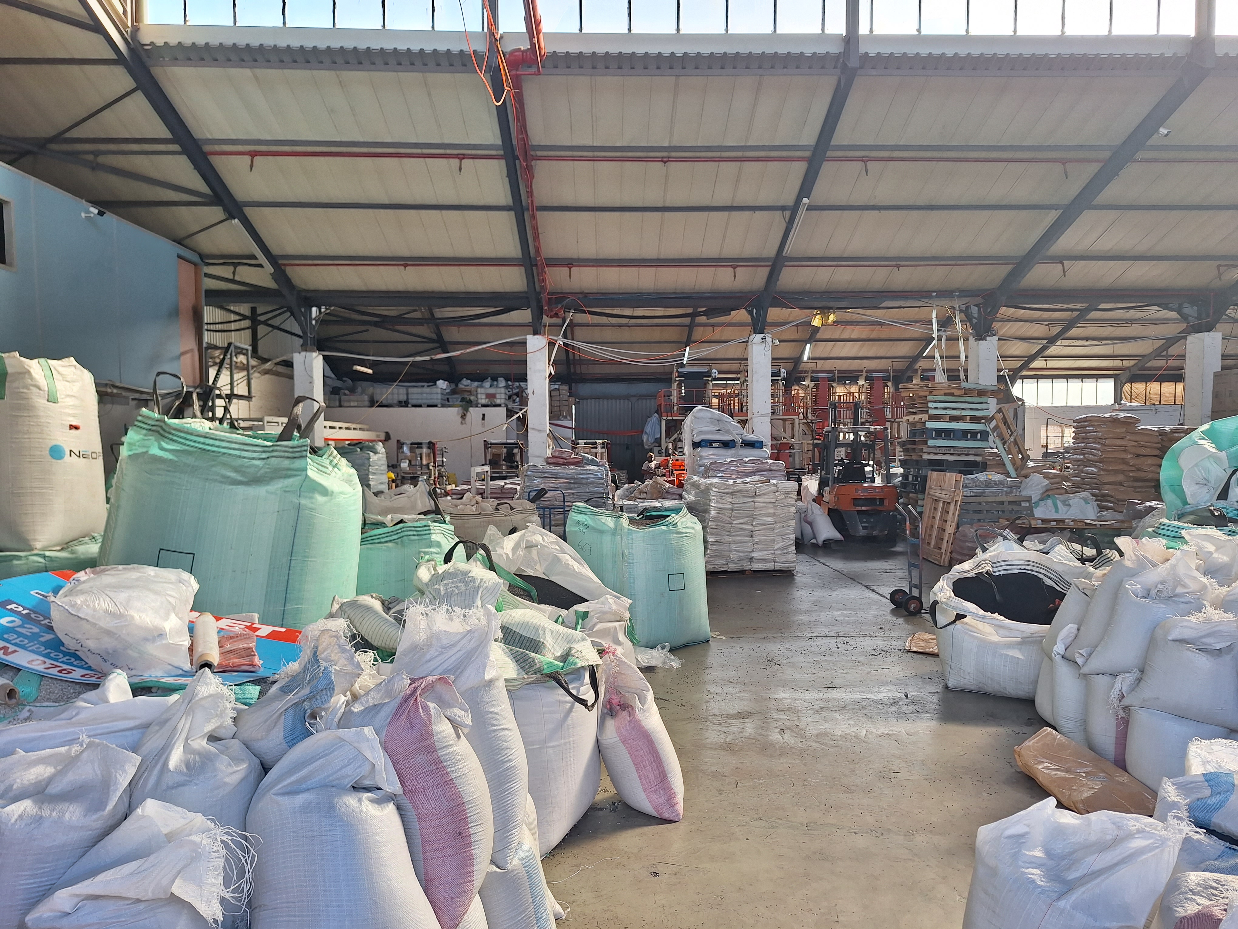 To Let commercial Property for Rent in Epping Industrial Western Cape